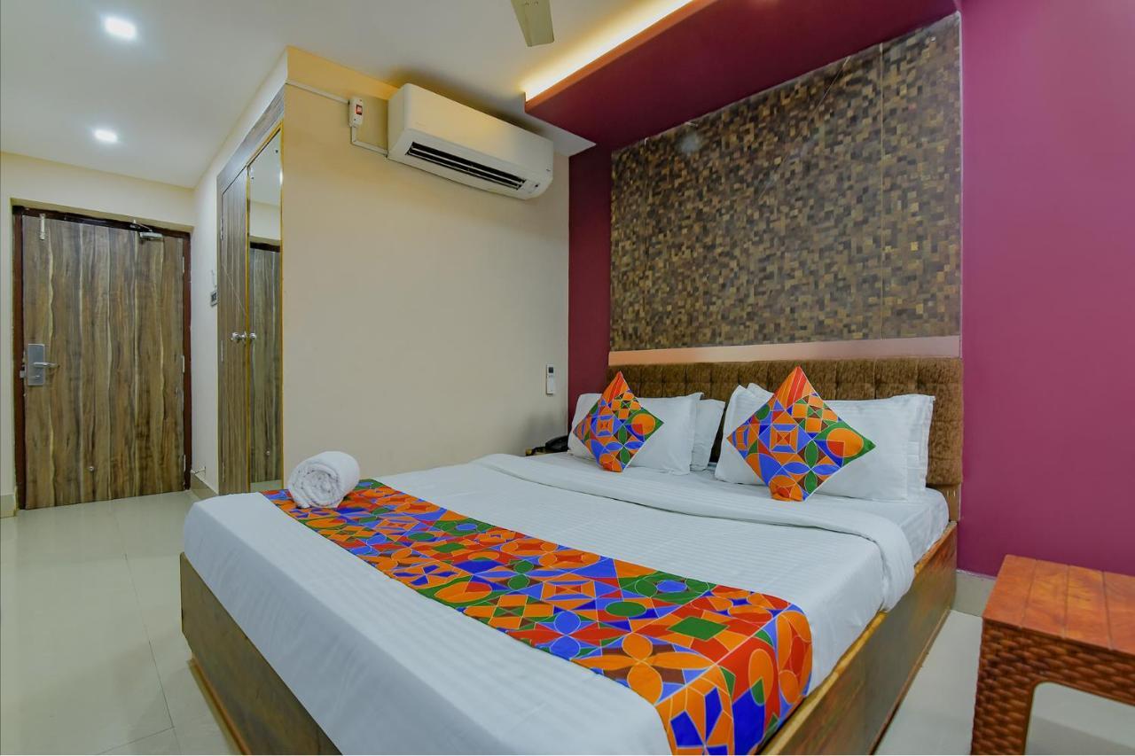Fabhotel Middleton Desire - Nr Niladri Vihar Square Bhubaneswar Dış mekan fotoğraf