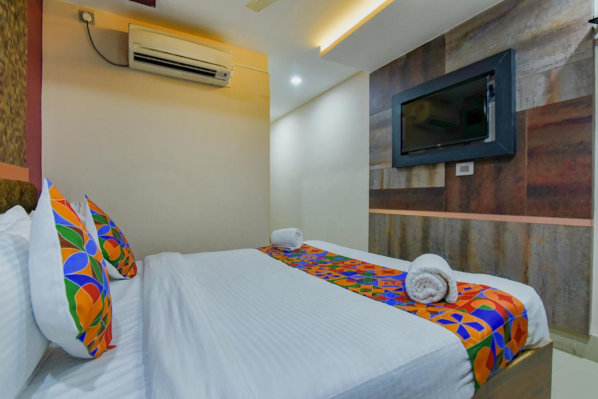 Fabhotel Middleton Desire - Nr Niladri Vihar Square Bhubaneswar Dış mekan fotoğraf